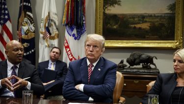 Trump acusa a California de no ayudar en lucha contra MS-13