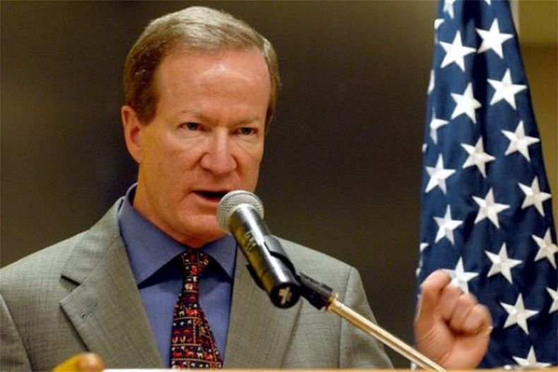 El subsecretario de Estado de EE UU para Antinarcóticos y Seguridad, William Brownfield, expresó que el gobierno de Estados Unidos está convencido de que el exjefe de la inteligencia militar venezolana, Hugo Carvajal, tarde o temprano caerá en manos de la