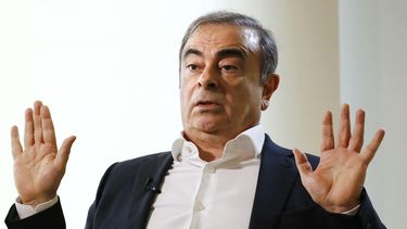 Excomando y su hijo acusados de ayudar a Ghosn a escapar