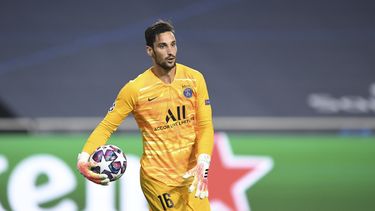 ARCHIVO - El arquero Sergio Rico del Paris Saint-Germain durante el partido contra Leipzig por la Liga de Campeones, el martes 18 de agosto de 2020. (David Ramos/Pool Foto vía AP)