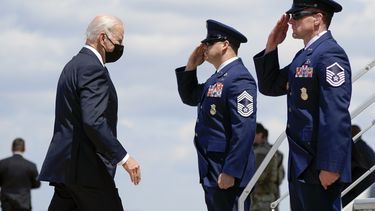 Biden promueve ley de infraestructura en Nueva Hampshire