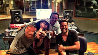 americateve | El ex rapero de Orishas anunció en su cuenta de Instagram que se preprara para rodar en Cuba "El Acompañante", un filme dirigido por el cineasta cubano Pavel Giraud.