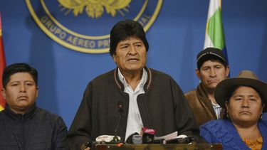 evo morales renuncia y deja en el limbo a bolivia