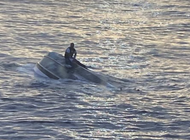 guardia costera de ee.uu. busca 39 personas que naufragaron cerca de florida