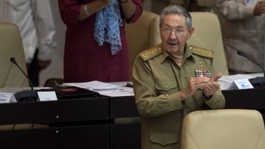 Cuba: Castro cambia a su ministro de Economía