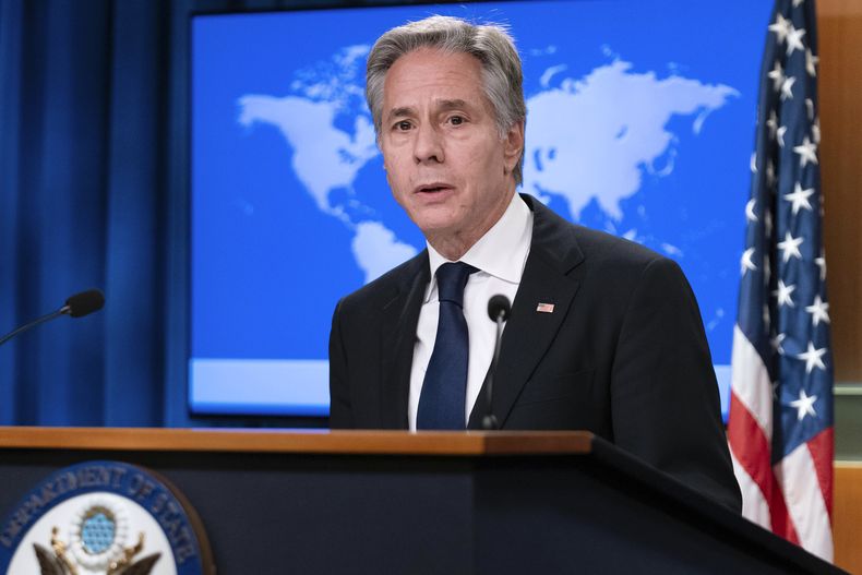 El secretario de Estado Antony Blinken habla durante una conferencia de prensa sobre la interferencia electoral de Rusia, el viernes 13 de septiembre de 2024, en el Departamento de Estado, en Washington. (AP Foto/José Luis Magaña)