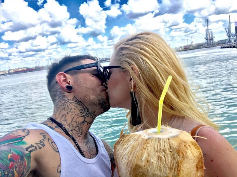 Screen Shot 2018-04-11 at 3.26.29 PM.png