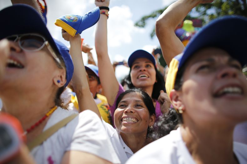 AMS-GEN_AP_EXPLICA-VENEZUELA_CRISIS_POLITICA-2.jpg