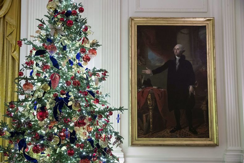 AMN-GEN_CASA_BLANCA-NAVIDAD-0.jpg
