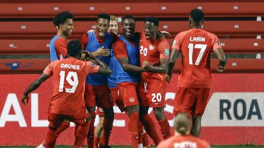 Costa Rica, mirando repechaje, recibe al líder Canadá