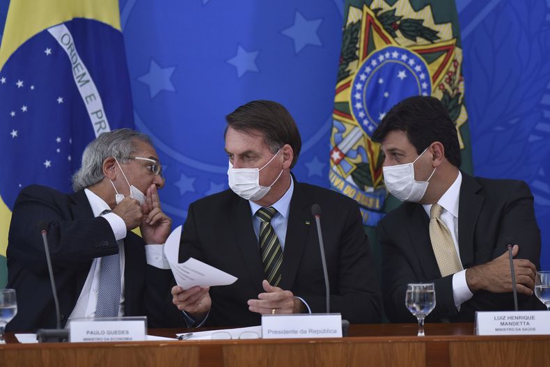 AMS-GEN_CORONAVIRUS-BRASIL-MINISTRO-0.jpg