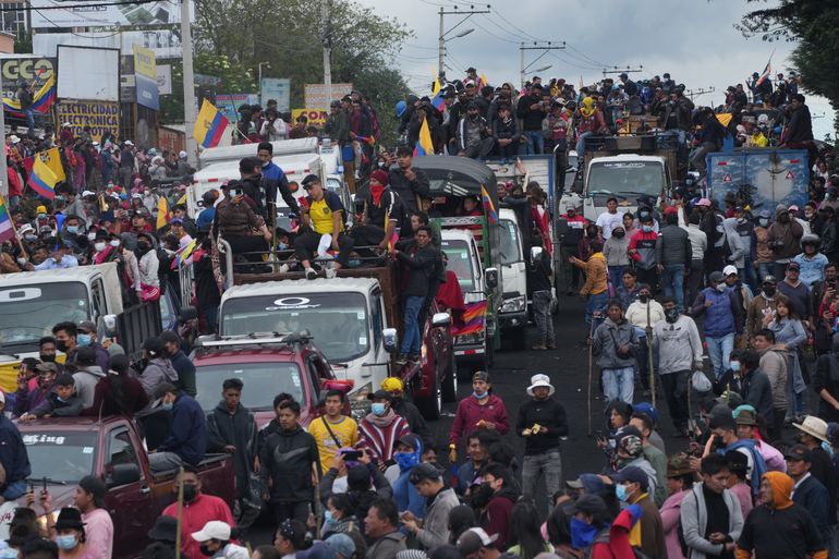 Ecuador: Estado de excepción en provincias por protestas