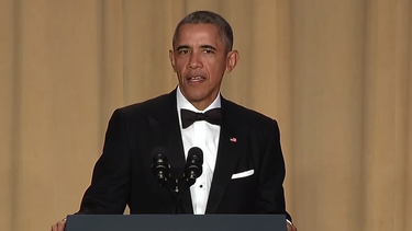 obama hace chistes en referencia a los candidatos presidenciales