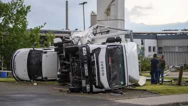 Tornado azota ciudad alemana; hay docenas de heridos