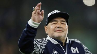 exesposa de maradona dijo que el astro del futbol estaba secuestrado por su abogado