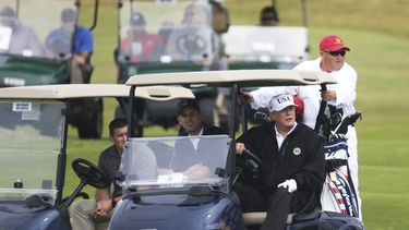 Trump culpa a Obama por respuesta débil al hackeo ruso