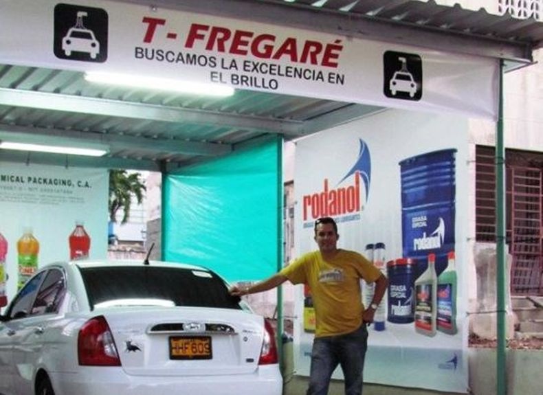 fregadora particular cuba carwash.jpg
