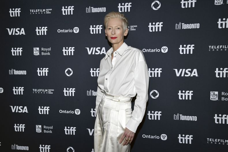 Tilda Swinton asiste al estreno de The Room Next Door en TIFF Lightbox durante el Festival Internacional de Cine de Toronto el sábado 7 de septiembre de 2024 en Toronto. (Foto Evan Agostini/Invision/AP)