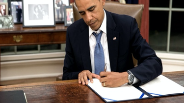 obama renueva la ley que sustenta el embargo a cuba