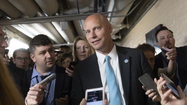 El asesor de asuntos legislativos de Trump dejará su cargo