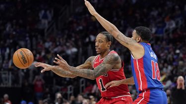 DeRozan logra gran 4to periodo; Bulls cortan mala racha