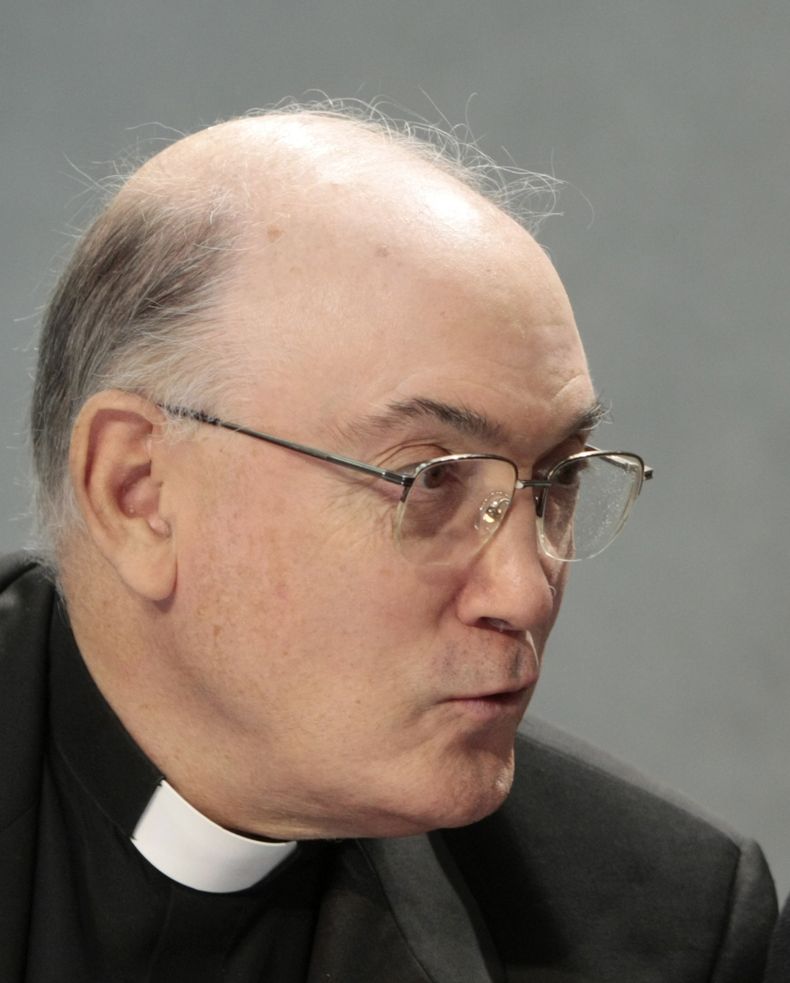 El director de la Academia Pontificia Para la Vida, monse&ntilde;or Ignacio Carrasco de Paula, foto de archivo del 17 de febrero de 2009, censur&oacute; el martes 4 de noviembre el suicidio asistido de la estadounidense Brittany Maynard, quien sufr&iacute
