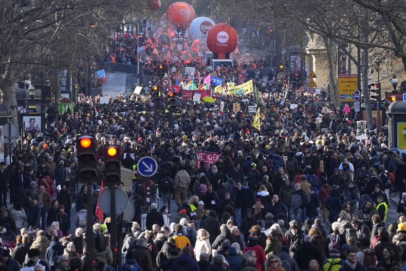 EUR-GEN FRANCIA-PENSIONES-PROTESTAS