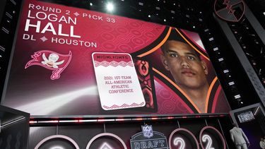 Ausencia de quarterbacks continúa en 2da ronda de draft