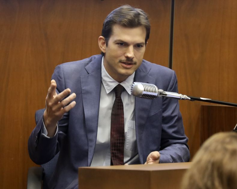 ESP-CEL_ASTHON_KUTCHER-0.jpg