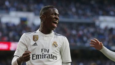 barcelona y real madrid ganan agonicamente