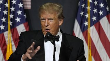 Panel del 6 de enero sopesa recomendar 3 cargos contra Trump