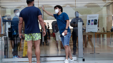 disminuyen los casos diarios de coronavirus en la florida