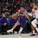 Booker encesta 38 puntos y los Suns conquistan triunfo