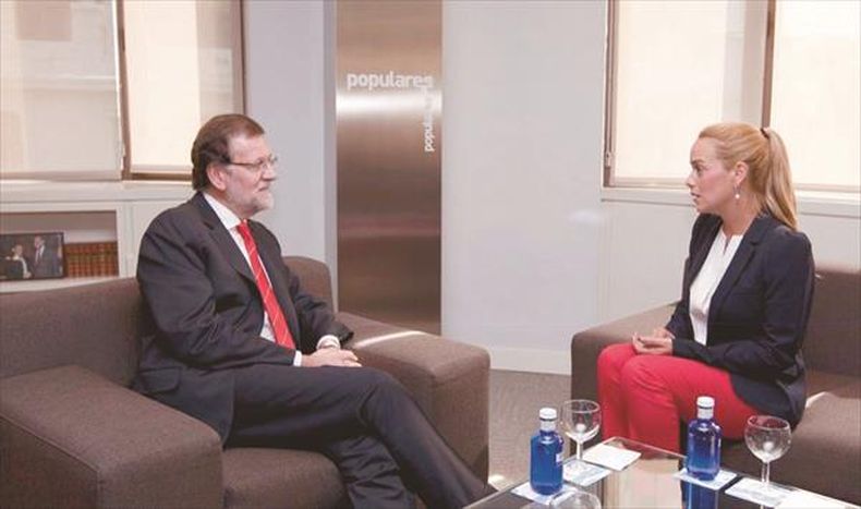 El mismo canciller español, José Manuel Garcia Margallo reveló que su país había activado gestiones para fomentar el diálogo en Venezuela entre opositores y oficialistas.