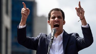 la dictadura de nicolas maduro se retroalimenta macabramente de la de cuba, enfatizo guaido