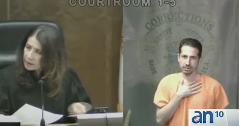 El sujeto enfrenta varios cargos entre ellos el de intentó de asesinato premeditado y por entrar en esta vivienda.