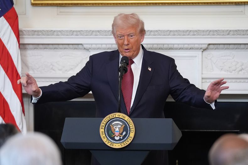 El presidente Donald Trump durante un desayuno con legisladores republicanos en la Casa Blanca, el miércoles 5 de noviembre de 2025, en Washington. (AP Foto/Evan Vucci)