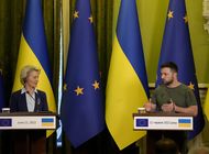 la ue, dispuesta a conceder estatus de candidata a ucrania