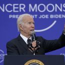 El presidente Joe Biden habla sobre su iniciativa contra el cáncer, en la Biblioteca y Museo John F. Kennedy en Boston, el 12 de septiembre del 2022. (Foto AP /Evan Vucci)