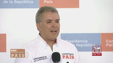 presidente colombiano reitera pedido a cuba de que entregue a negociadores de guerrillas eln