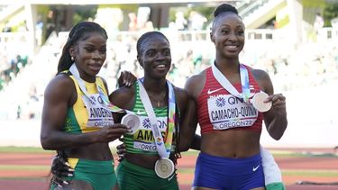 Camacho-Quinn, bronce en 100 con vallas; Amusan, 2 récords