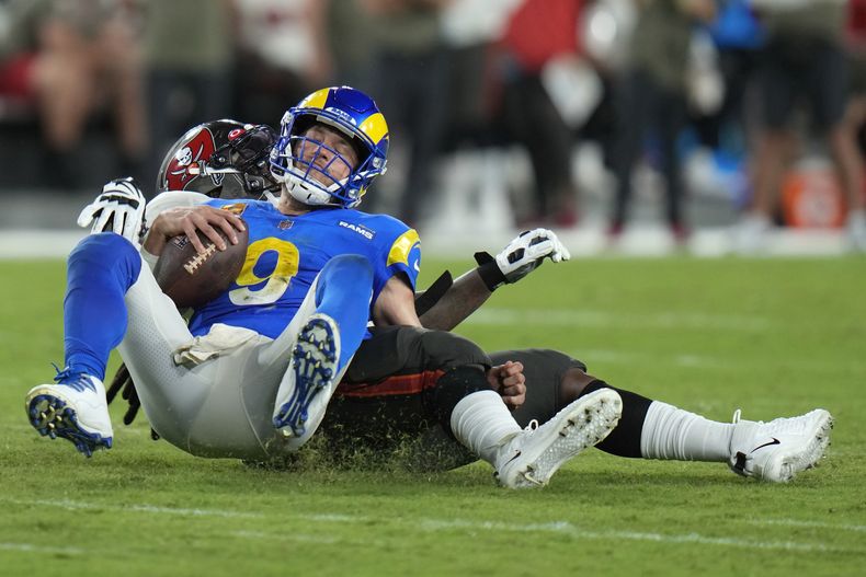 DEP-NFL RAMS-STAFFORD