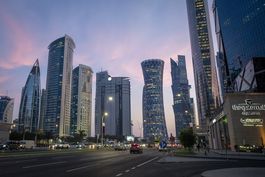 mundial: embajador de qatar recibe pedido por derechos lgbt