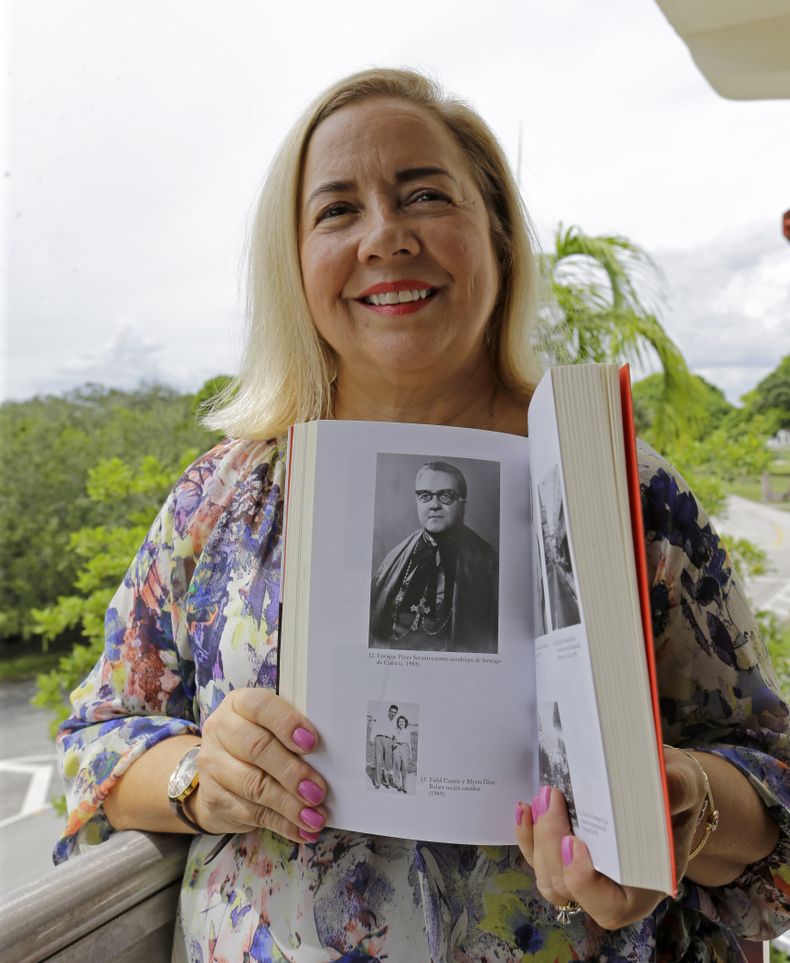 REP-INM_PAPA-CUBA_CUBANOS_DE_EEUU-0.jpg
