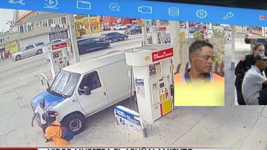 video muestra como un hombre apunala a otro en una gasolinera de miami