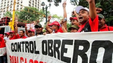 americateve | Irán a paro los trabajadores de SIDOR (principal siderúrgica de venezuela) gracias a lo que consideran la peor suma de ruina, burocratización e improductividad parasitaria por parte del régimen de Maduro.