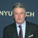 ARCHIVO - Alec Baldwin asiste a la Gala del 50º Aniversario de la Escuela de Artes Tisch de la Universidad de Nueva York en el Jazz del Frederick P. Rose Hall del Lincoln Center, el 4 de abril de 2016, en Nueva York. Fiscales especiales dijeron el martes 17 de octubre de 2023 que buscarán acusar nuevamente al actor Baldwin por homicidio involuntario en un tiroteo fatal en 2021 en un set de película en Nuevo México. (Foto Andy Kropa/Invision/AP, archivo)