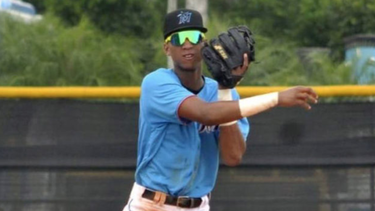 destaca adolescente cubano entre contrataciones de marlins