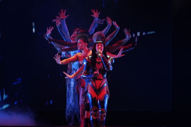 Katy Perry durante su concierto en la Arena CDMX en la Ciudad de México el miércoles 23 de abril de 2025. (Foto AP/Fernando Llano)