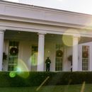 Trump indulta a 15 personas en últimas semanas en el cargo
